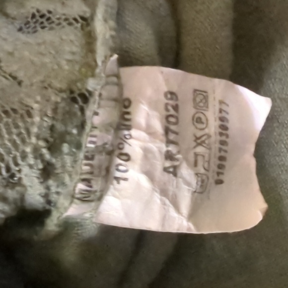 Top - Picture 6 of 6